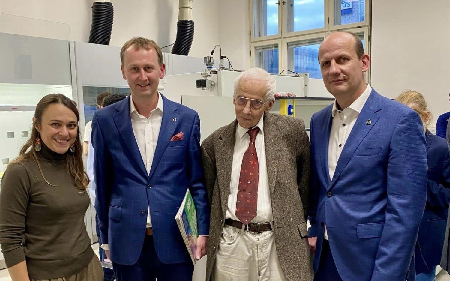Laboratoř Otty Wichterleho slavnostně otevřena